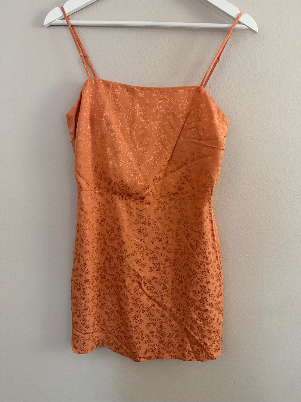 Lost + Wander Peach Floral Jacquard Satin Slip Mini Dress [LA0757]